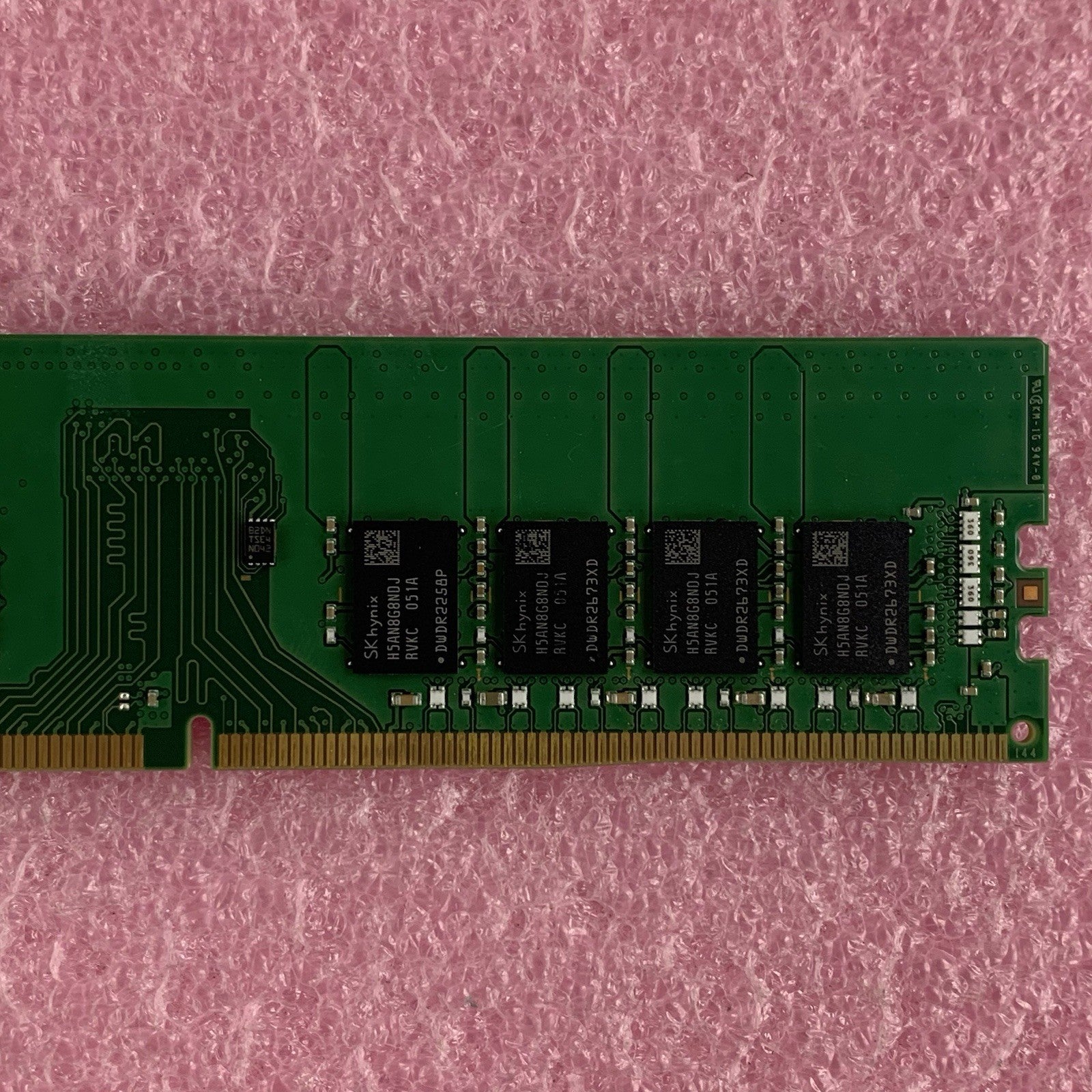 SK Hynix HMA82GU7DJR8N-VK 16 GB DDR4 2666V PC4 ECC UDIMM Server Memory Ram3