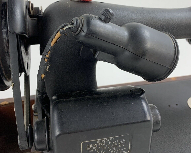 Singer Sewing Machine 15-7 Powers On Motor Runs Dried Belts