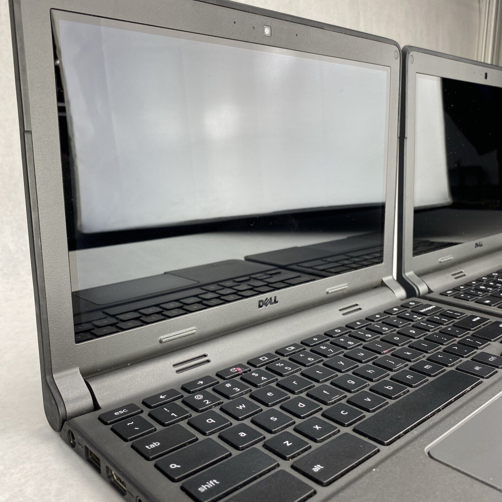 Dell Chromebook 11 3120 P22T 11.6" TouchScreen Tested Reset  AC Adapter Lot Of 2