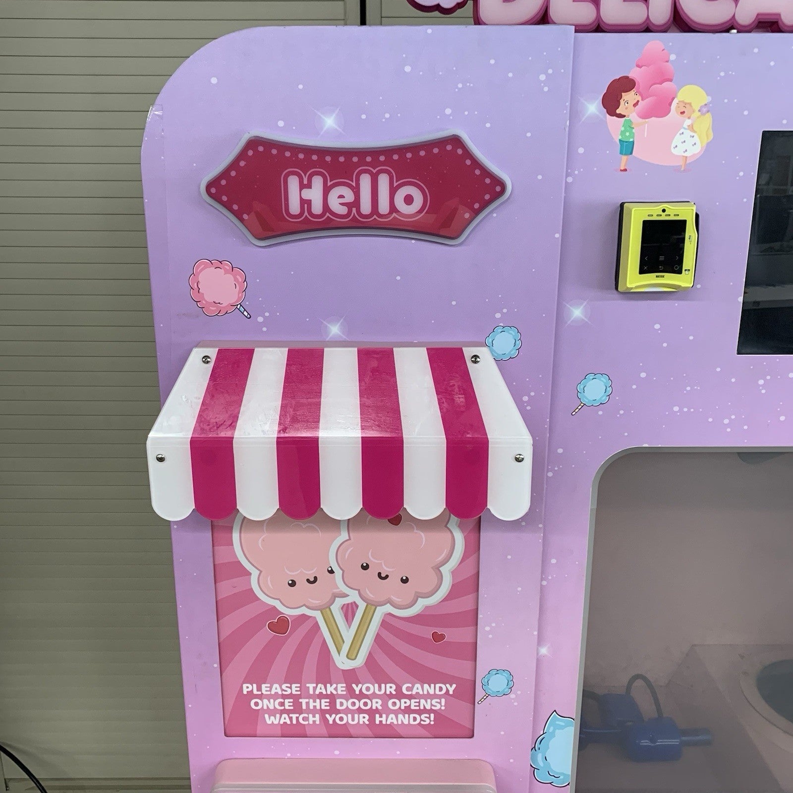 Guangzhou Fun Vending T95 Cotton Candy Machine Powers No Tanks No HDDs No OS2
