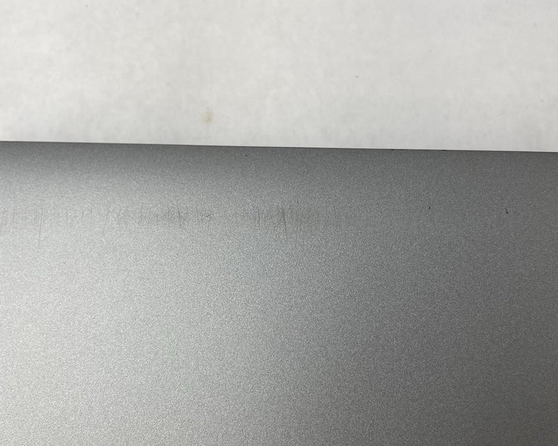 Dell Latitude 5520 15.6" i5-1135G7 2.4GHz 8GB RAM No SSD/OS/AC - Scratched Paint
