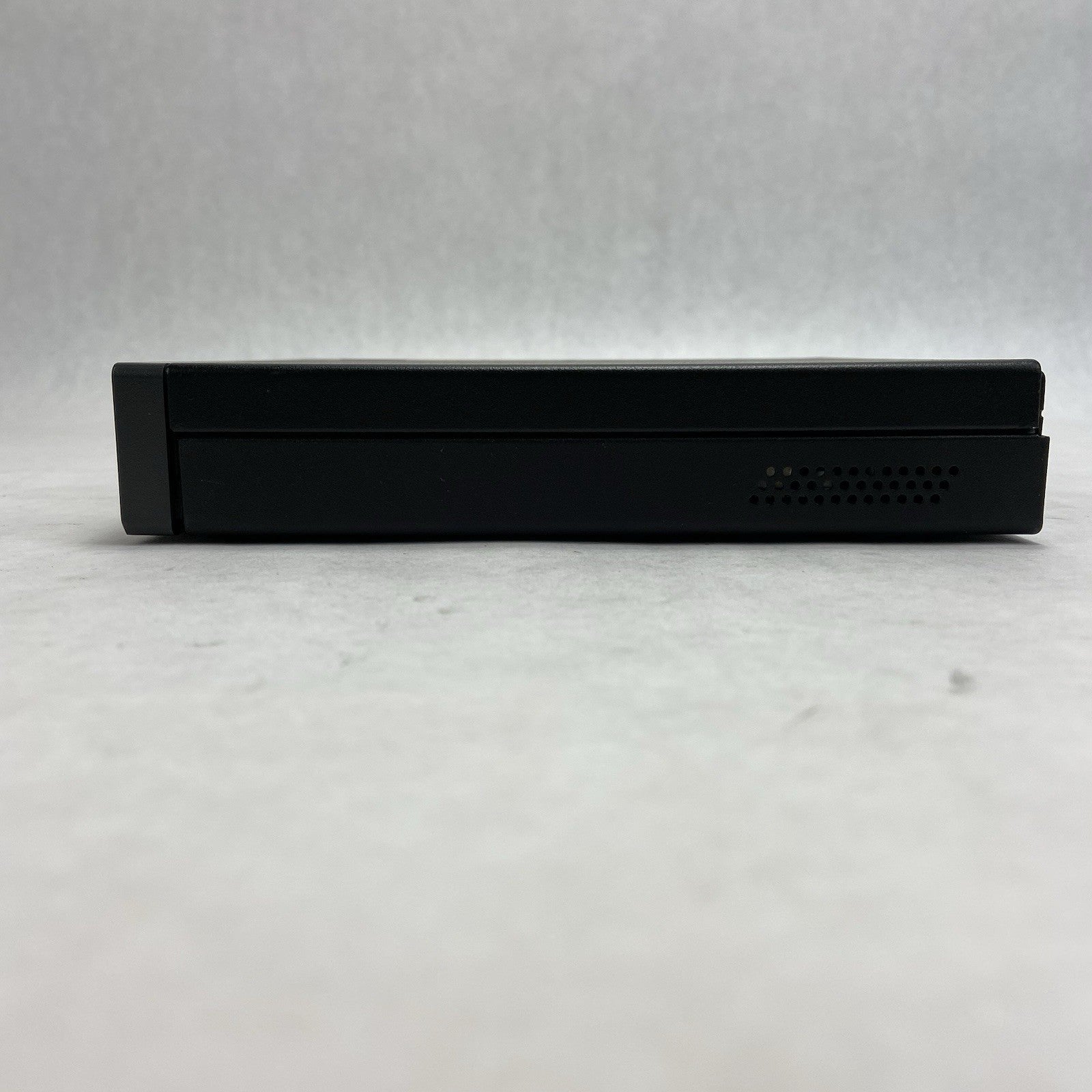 Lenovo ThinkCentre M75Q-1 Micro AMD Ryzen 5 Pro 3400 3.3GHz 8GB RAM No HDDOSAC7