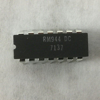 RM944 DC Integrated Circuit  14 Pin  Lot of 15