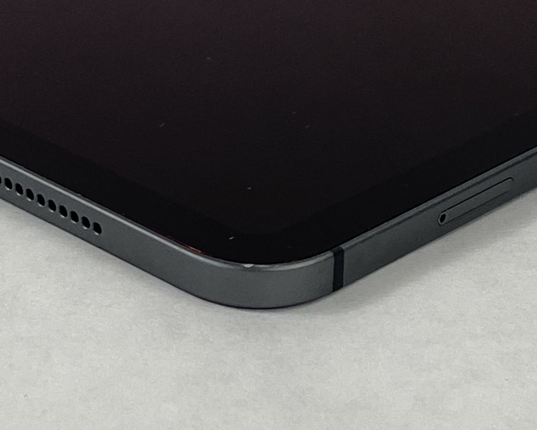 Apple iPad Pro 3rd Gen 12.9" A2014 64 GB Space Gray IOS 26.1