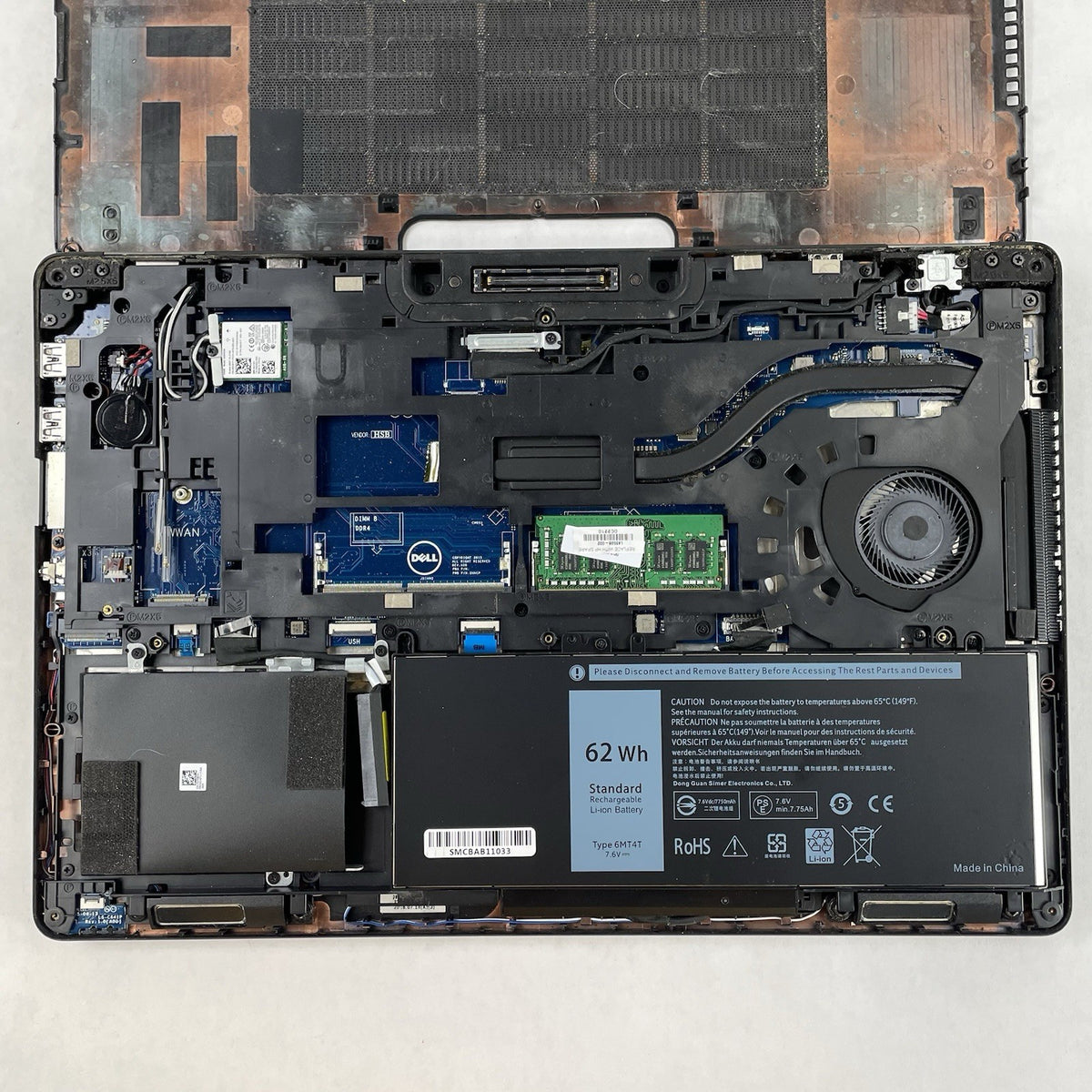 Dell Latitude E5570 15.6" i5-6200U 2.30 GHz 8 GB RAM No SSD/OS/AC19