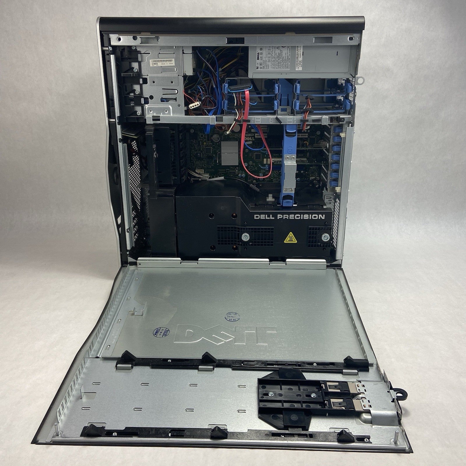 Dell Precision T7400 MT 2x Intel Xeon E5420 2.5GHz 12GB RAM No HDD No OS XP Pro8