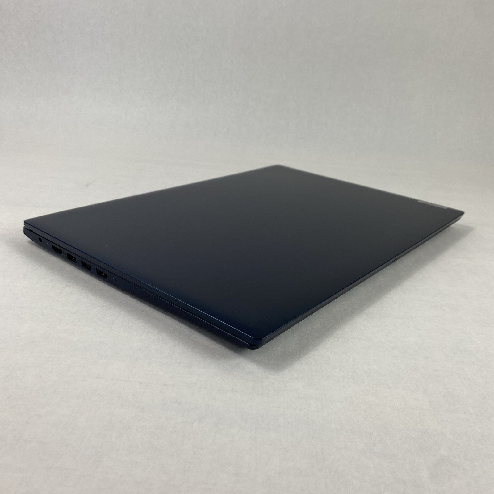 Lenovo IdeaPad 3 17IML05 Core i5-10210U 1.60 GHz 8 GB RAM 17.3" No HDD No OS