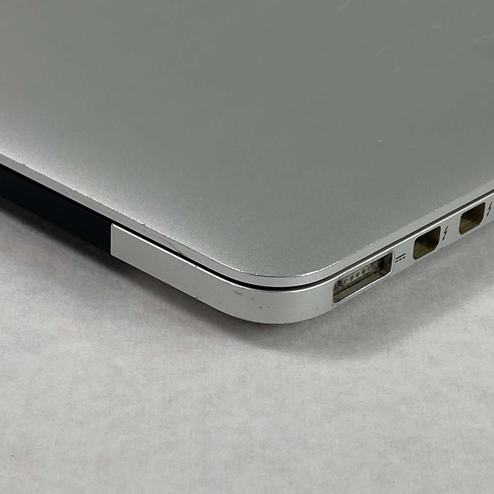 Apple MacBook Pro A1502 2015 13" Screen Keyboard Assembly  - No Motherboard