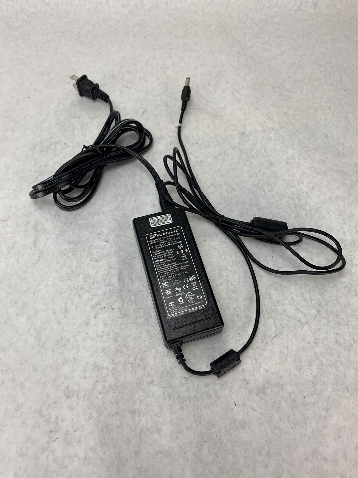 FSP GROUP AC Adapter FSP090-1ADC21 Charger Genuine 90W Adapter