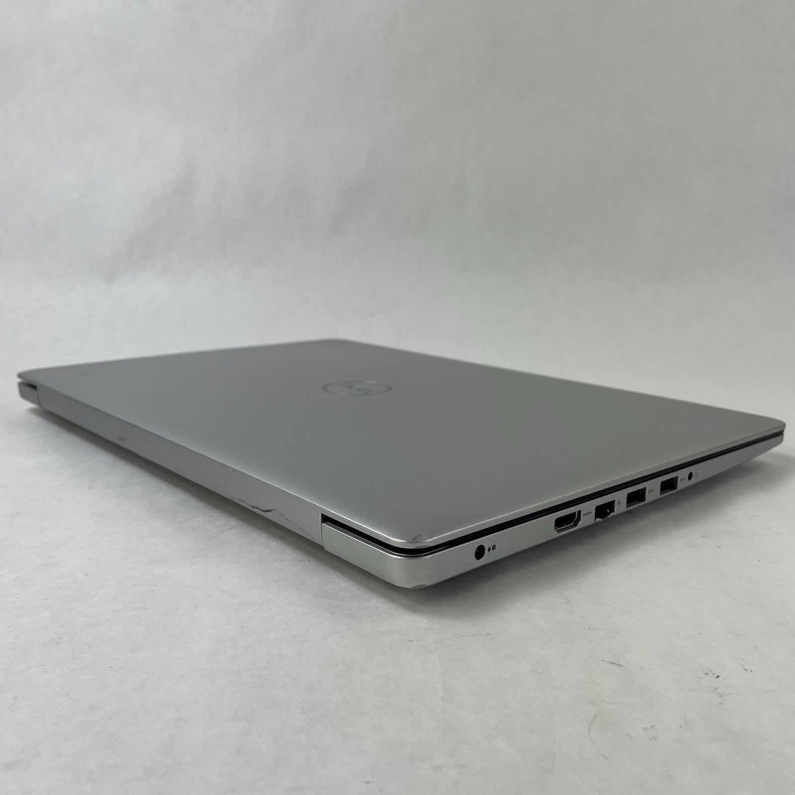 Dell Inspiron 5570 15.6" i7-8550U 1.80 GHz 12 GB RAM No SSD/OS/AC10
