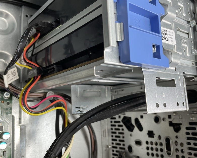 Dell Precision T1700 Xeon E3-1226 V3 3.30 GHz 4 GB RAM NO HDD NO OS