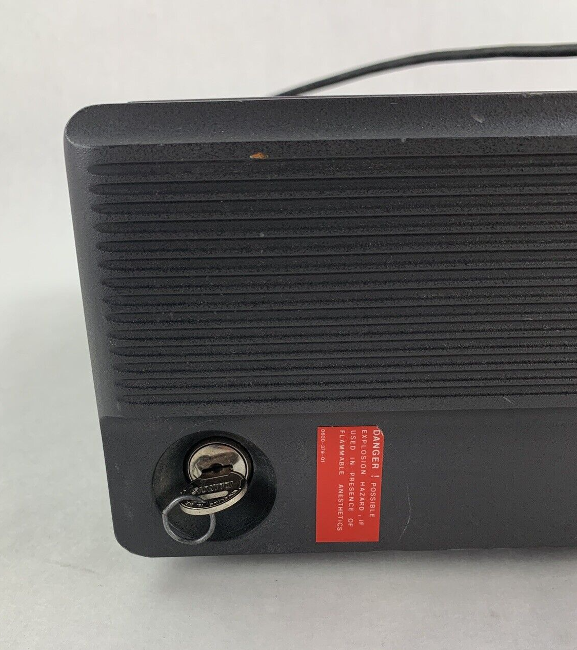 Coherent Medical Group 7970YAG Slit Lamp 7970 Power Supply Cut Cord w/ Key