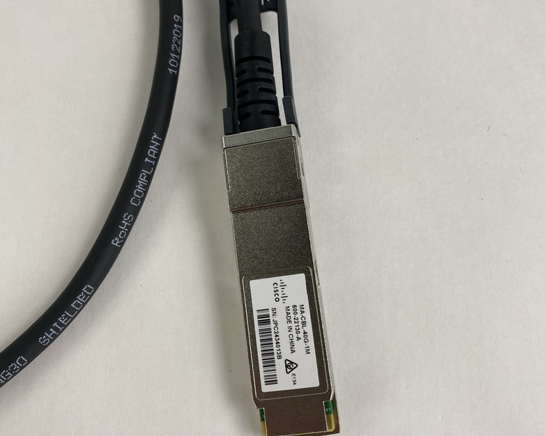 Cisco MA-CBL-40G-1M Stacking Cable Lot of 4