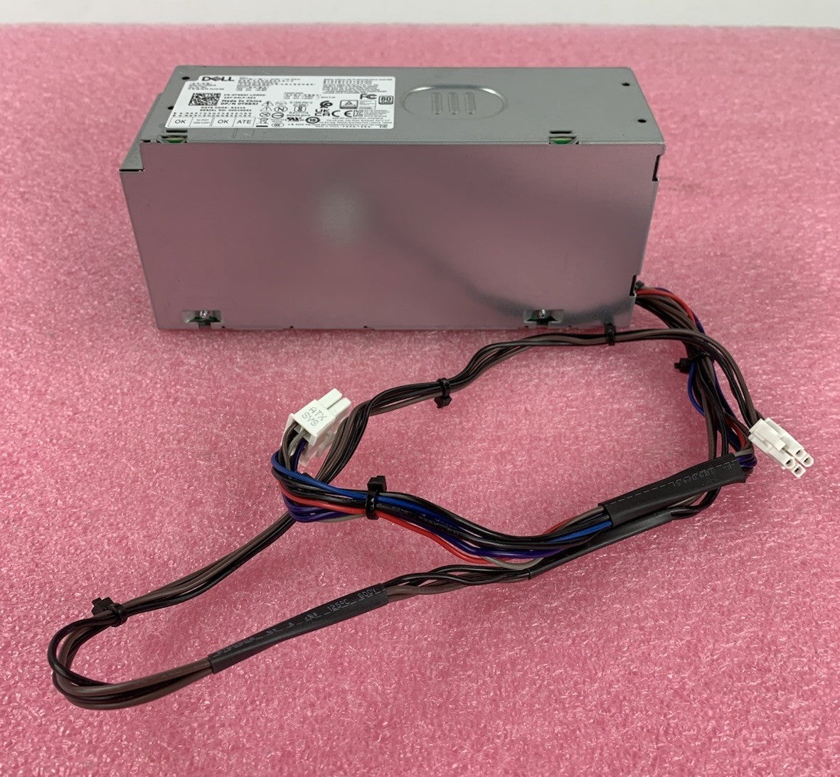 Dell L180EBS-00 180W Switching Power Supply1