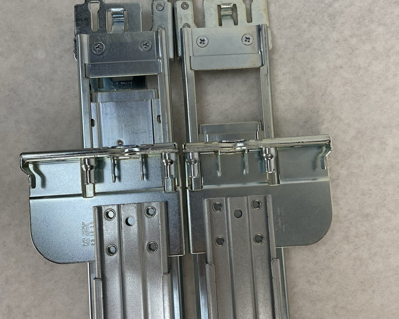 Dell PowerEdge 2U Server Sliding Rail Kit 061KCY 0FYK4G L & R