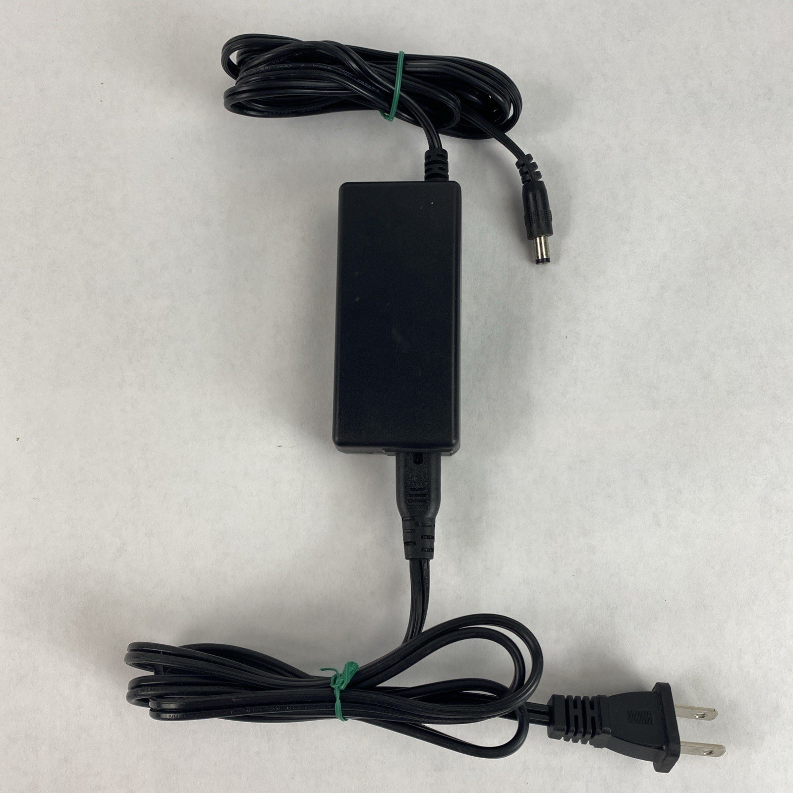 TZY AP36-150240DP Power Adapter 240V 2.4A Lot of 8 with Power Cord1