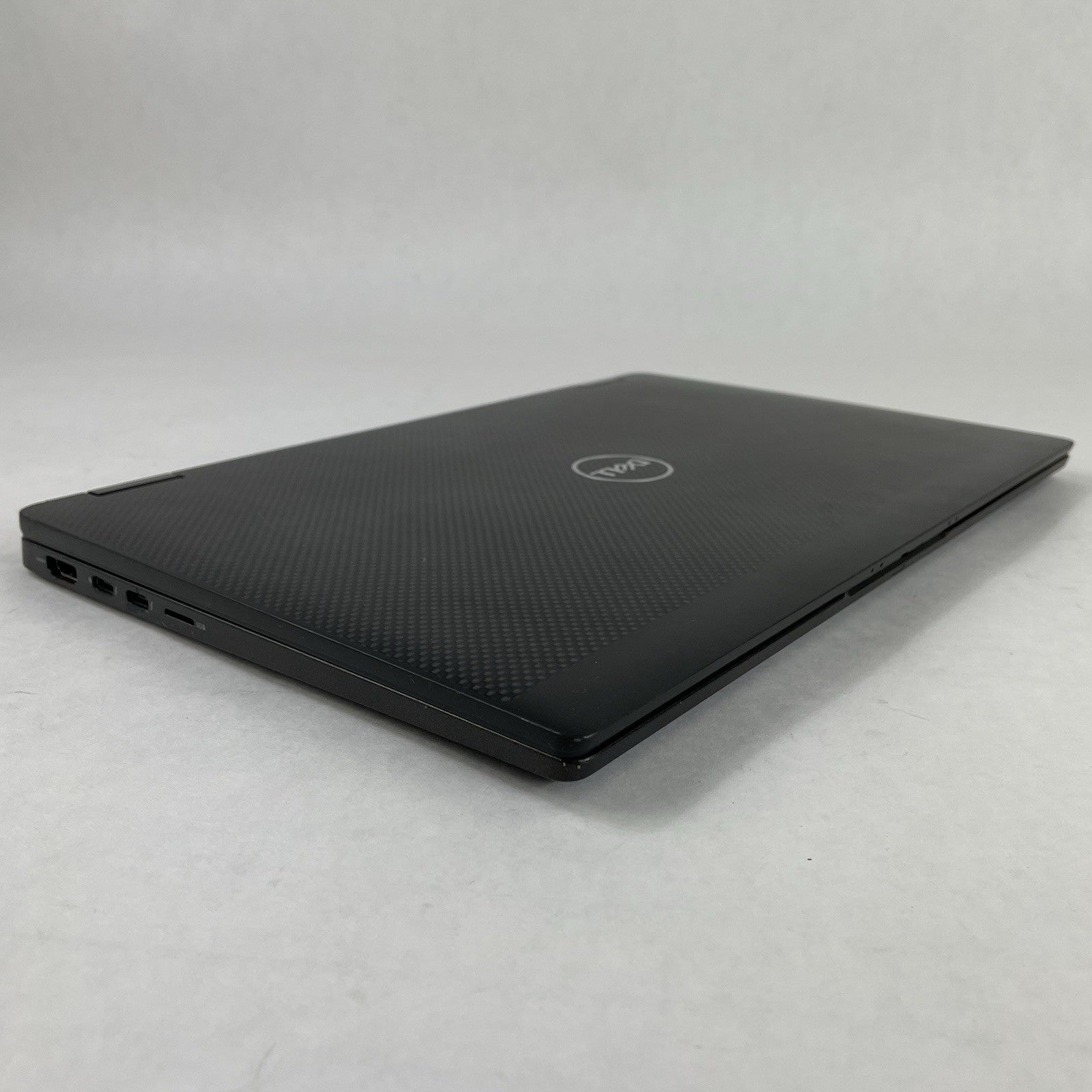 Dell Latitude 7410 14" i7-10610U 1.80 GHz 16 GB RAM No SSD/OS/AC/Batt- Scratches10