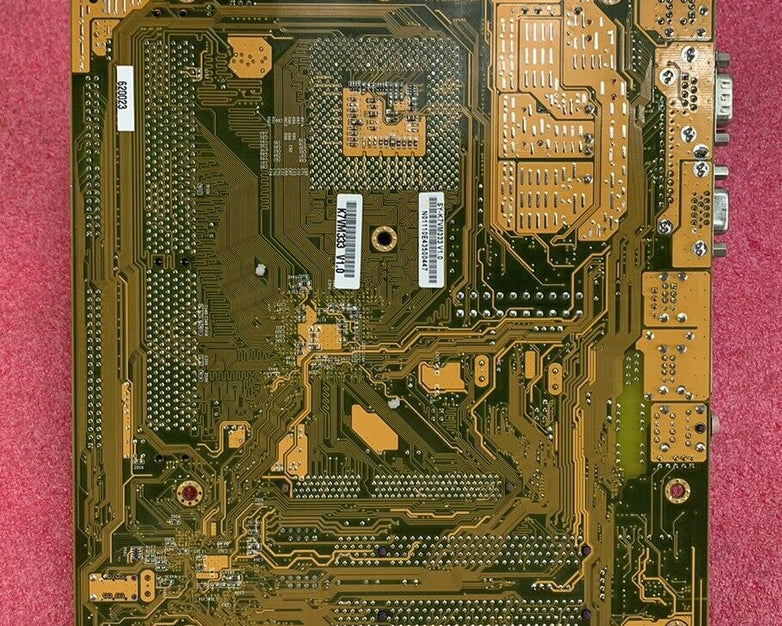 SOYO SY-K7VM333 Motherboard mATX AMD Sempron 2500T 1.75GHz 256MB RAM w/ Shield