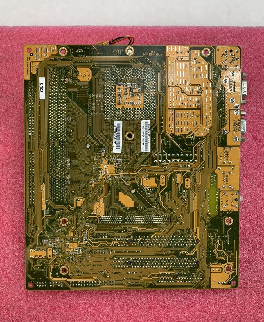 SOYO SY-K7VM333 Motherboard mATX AMD Sempron 2500T 1.75GHz 256MB RAM w/ Shield
