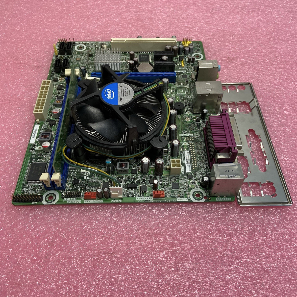 Intel DH61CR Motherboard Intel Core i5-3330 3GHz 4GB RAM w/IO Shield3
