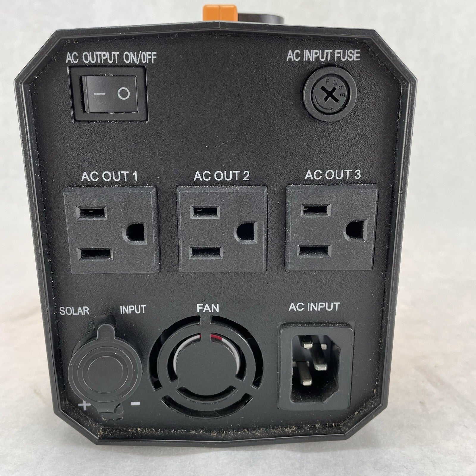 Aeiusny UPS-500AD Solar Generator Portable Power Station Used