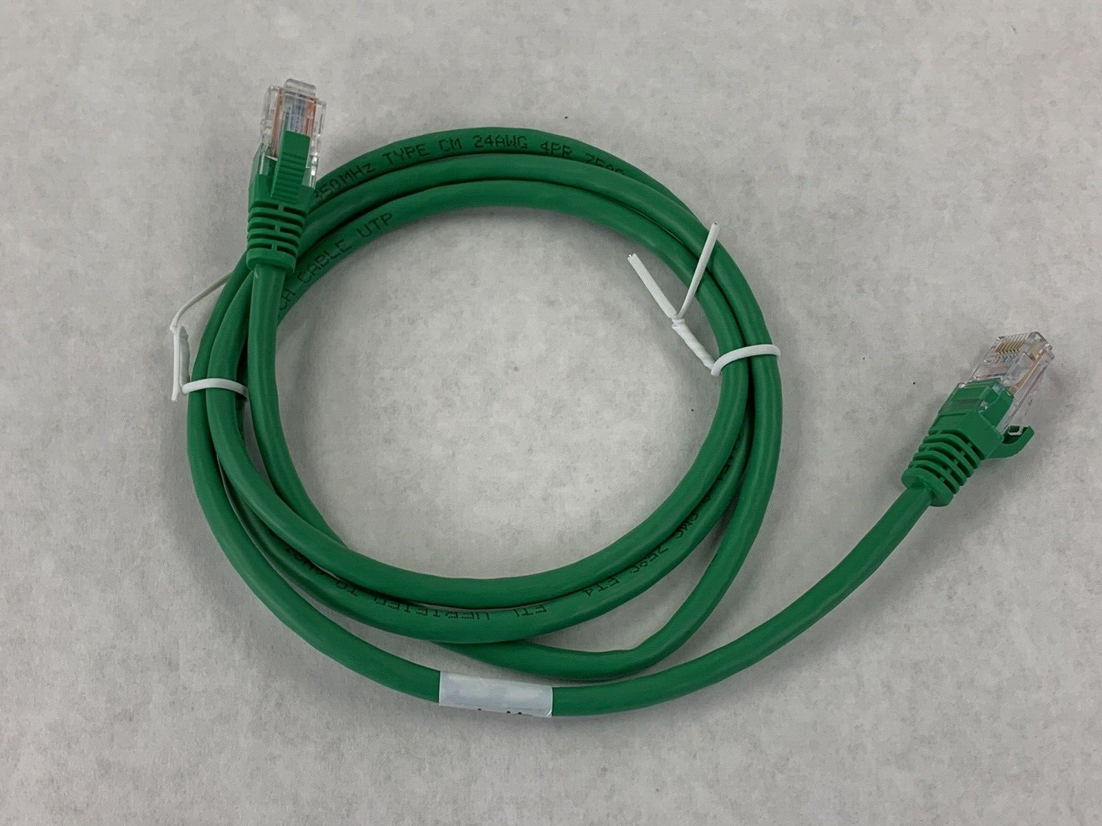 4ft Green Cat5e C2G 0041 Snagless Unshielded UTP Ethernet Patch Cable