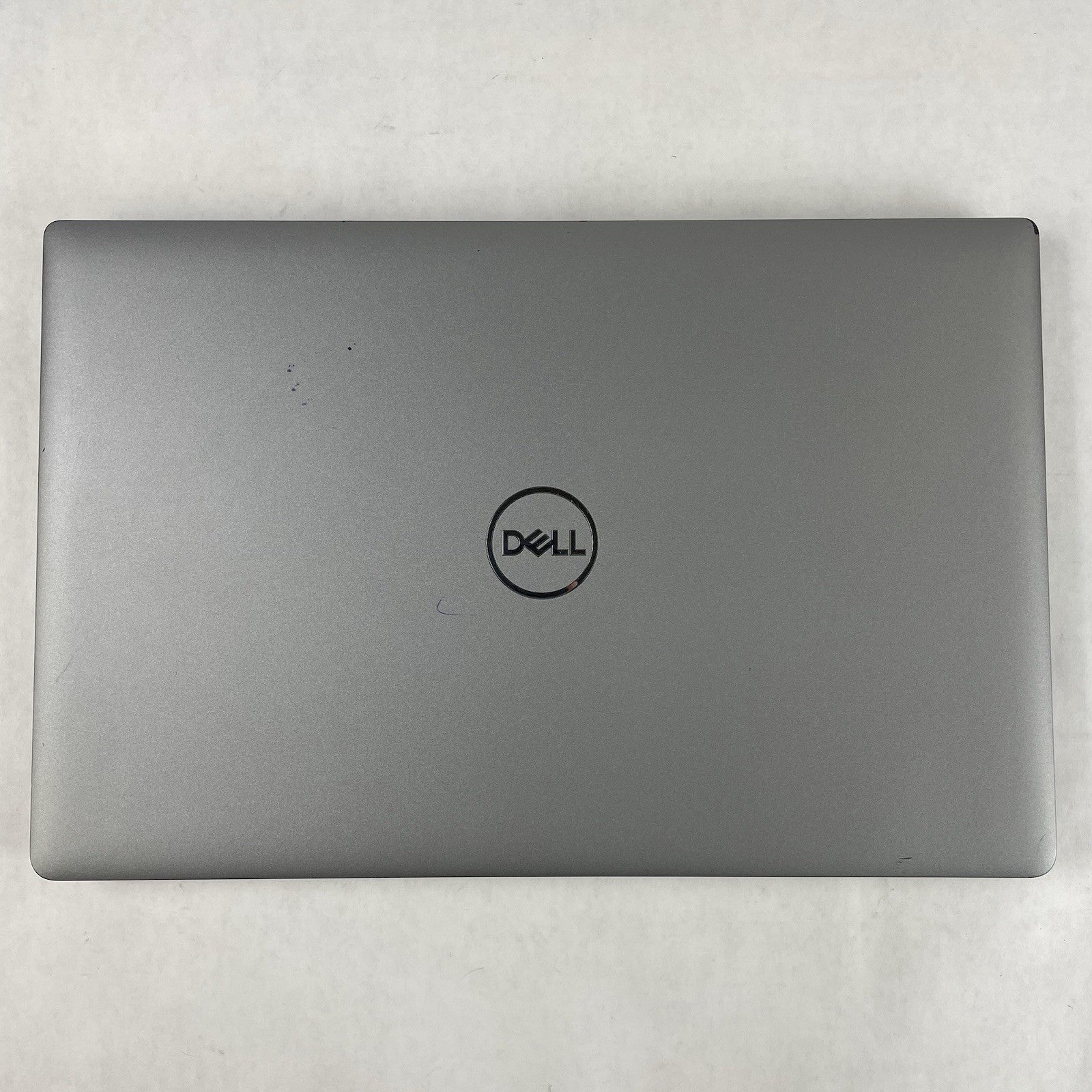 Dell Latitude 5520 15.6" i5-1145G7 2.6GHz 8GB RAM No SSD/OS/AC - Scratched Paint12