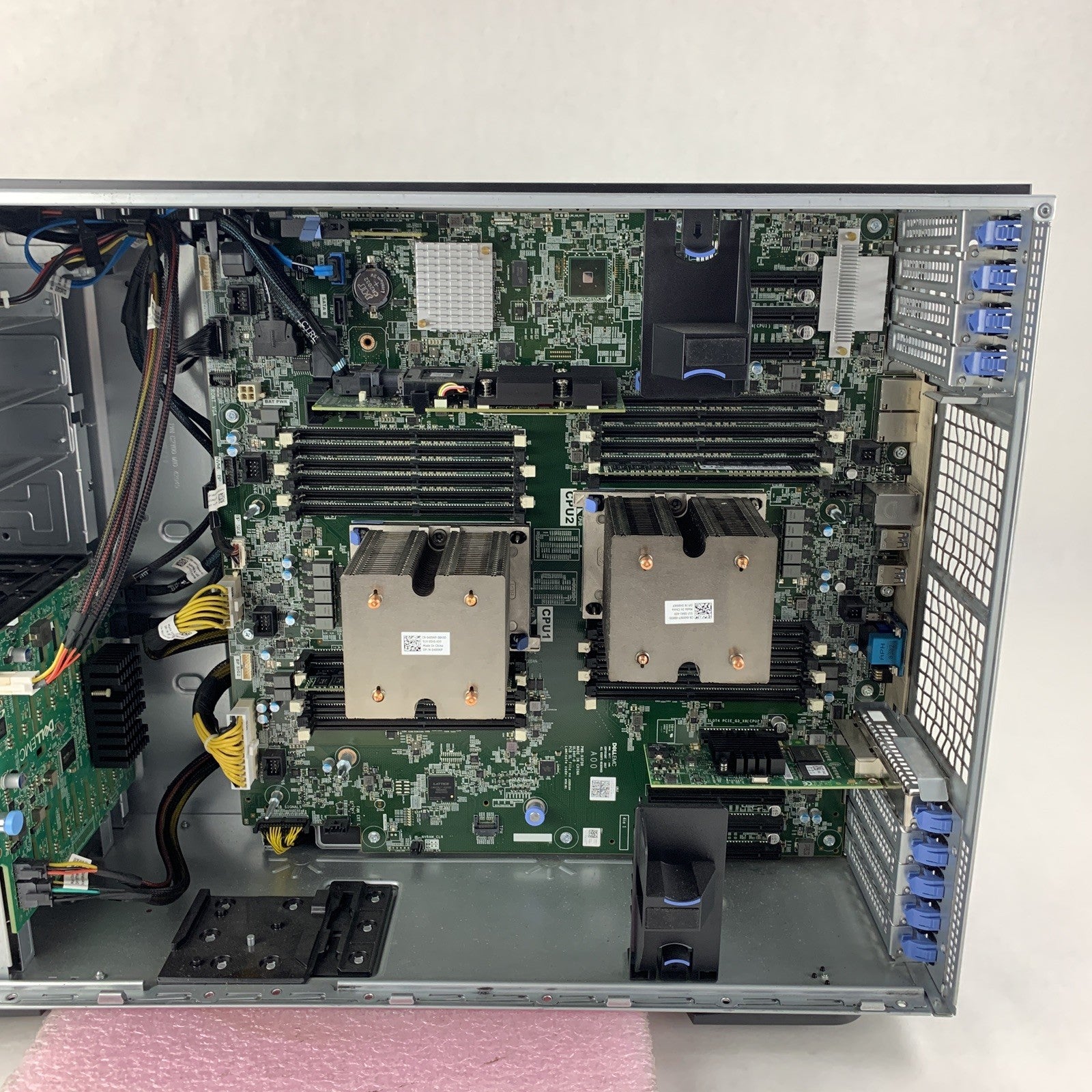Dell PowerEdge T640 Tower Server 2x  Gold 6125 2.6 GHz  64 GB Ram No OS No HDD