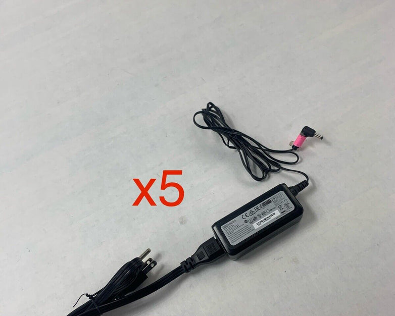Lot of 5 APD DA-40A19 Power Supply 19V with Power Supply