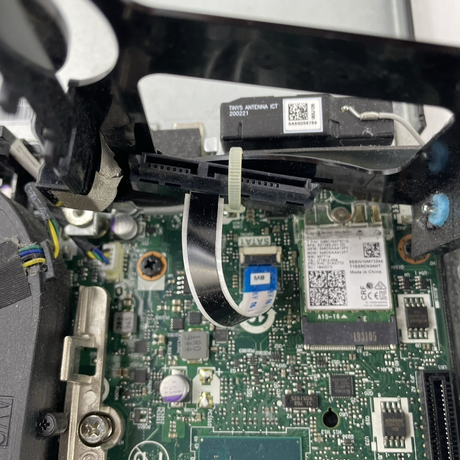 Lenovo ThinkCentre M720Q Micro i5-9500T 2.20 GHz 8 GB RAM No SSD/OS/AC14