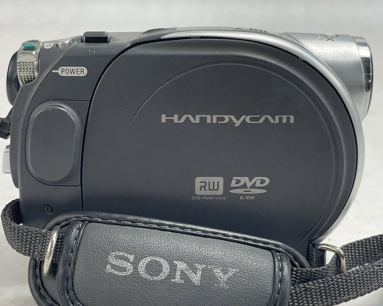 Sony Handycam DCR-DVD105E Tested & Reset No Power Cord No Disc