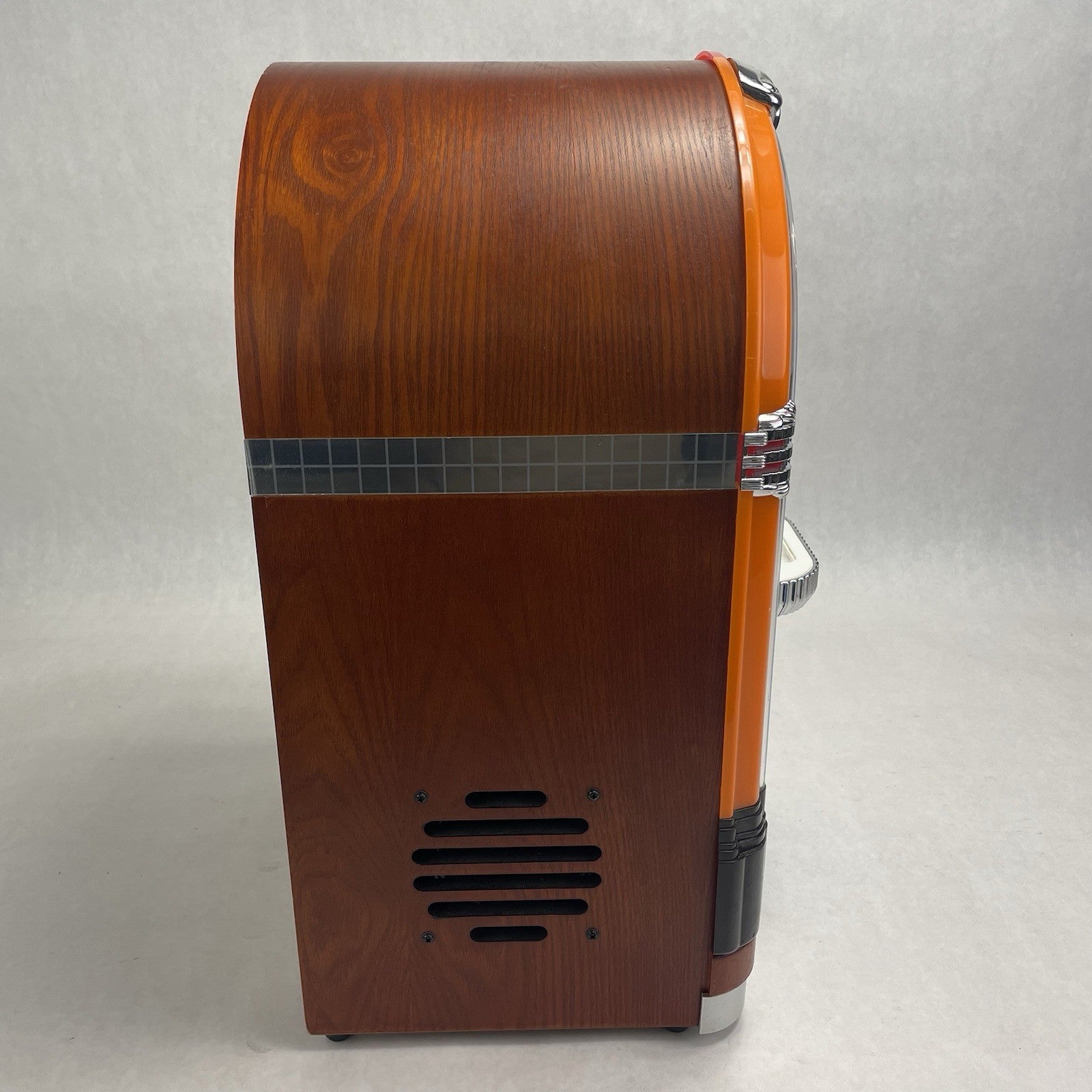 Crosley CR17 iJuke Jukebox Apple iPod Music Player Tested No Power Cord7