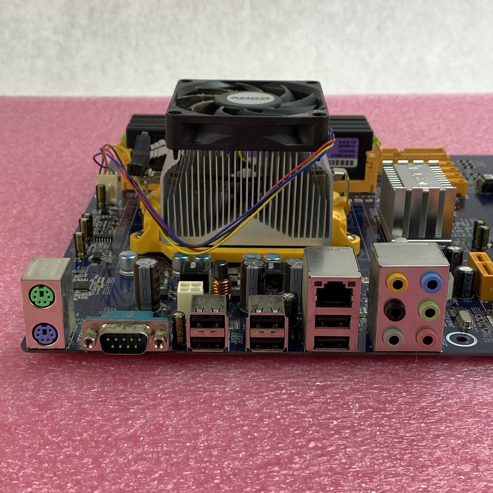 Biostar TF560 A2+ Motherboard AMD Athlon 64 x2 2.21GHz 4GB RAM w/ Shield
