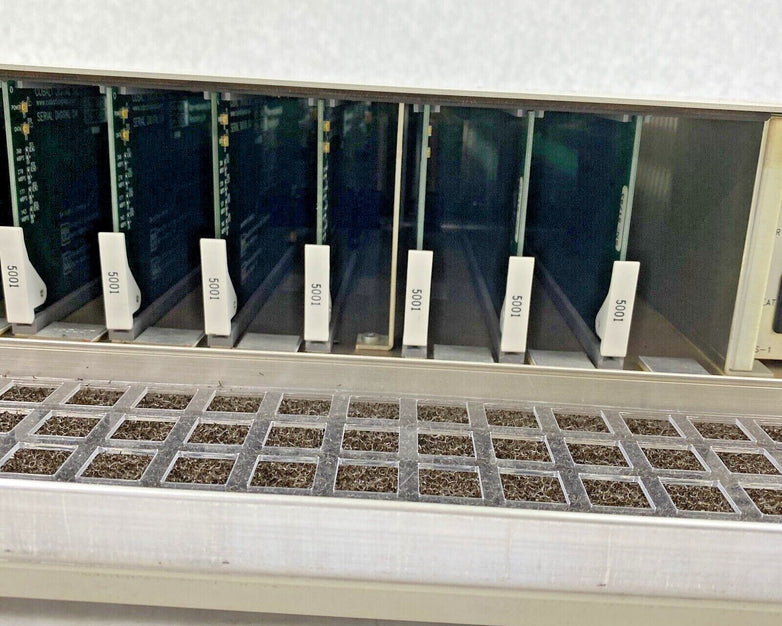 Leitch FR-6804-1 Digital Glue with 8x DDA-5001 Non-relocking DA cards