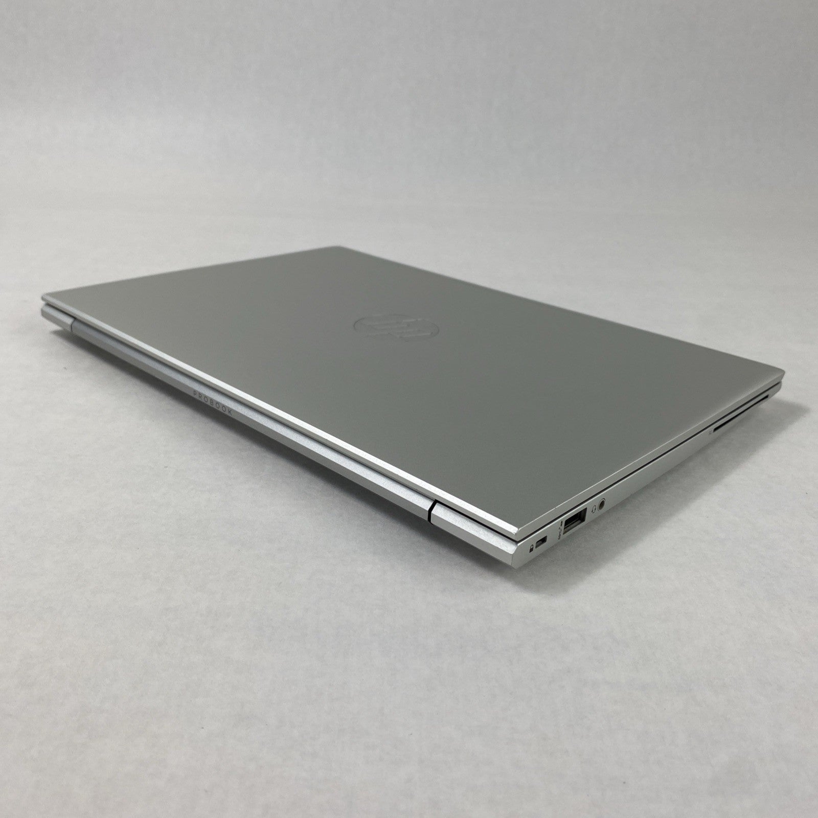 HP ProBook 630 G8 Intel Core i7-1165G7 2.80GHz 16GB RAM 13.3" No HDD No OS No AC