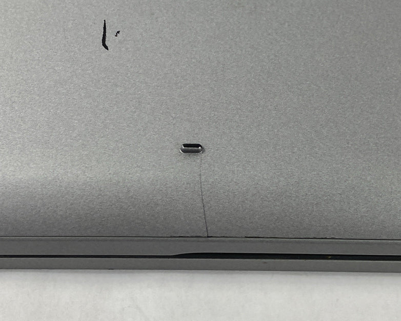 Dell Latitude 5510 Intel Core i5-10310U 1.70 GHz 16 GB RAM 15.6" No HDD No OS