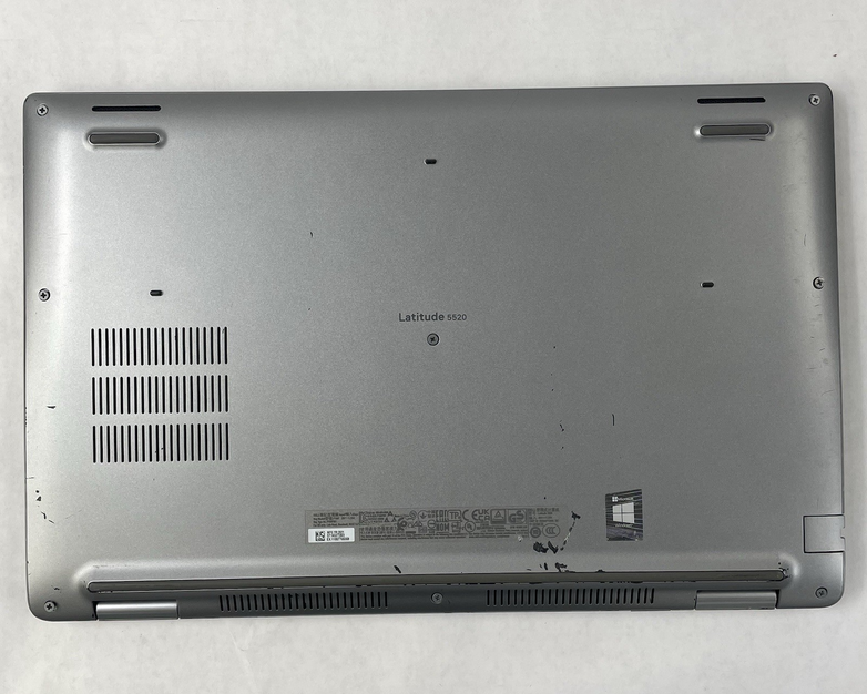 Dell Latitude 5520 15.6" i5-1135G7 2.40 GHz 8 GB RAM No SSD/OS/AC - Bad C-Port
