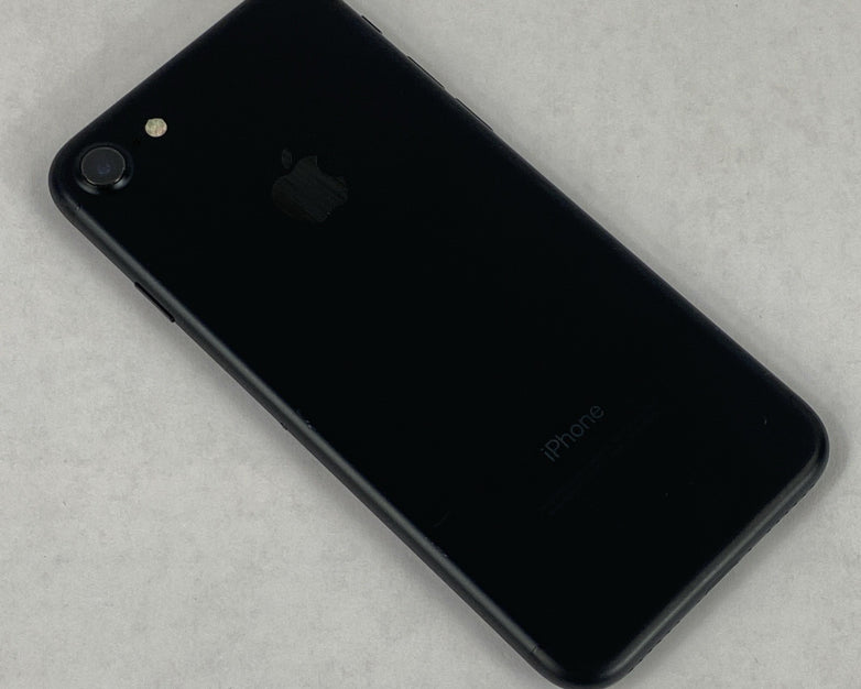 Apple iPhone 7 A1660 32GB Unlocked 4.7" Black IOS 15.8.5