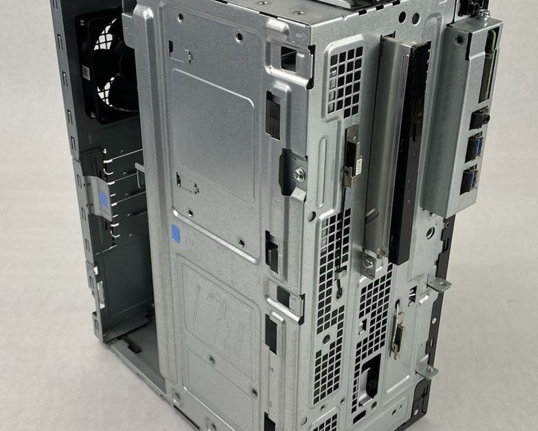 Dell Inspiron 3668 MT Intel Core i5-7400 3.00GHz 8GB RAM No HDD No OS