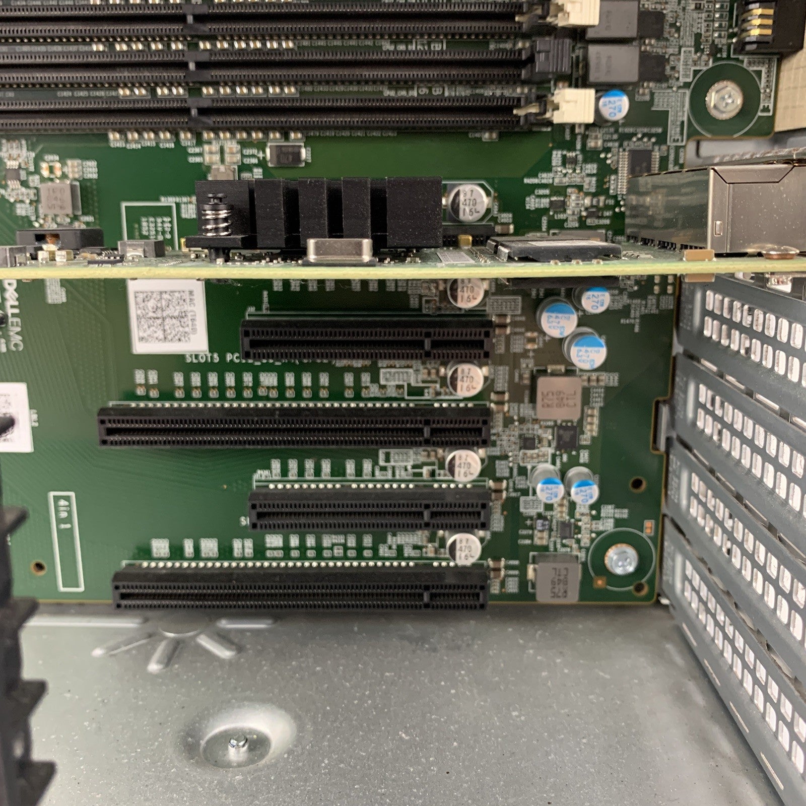 Dell PowerEdge T640 Tower Server 2x  Gold 6125 2.6 GHz  64 GB Ram No OS No HDD