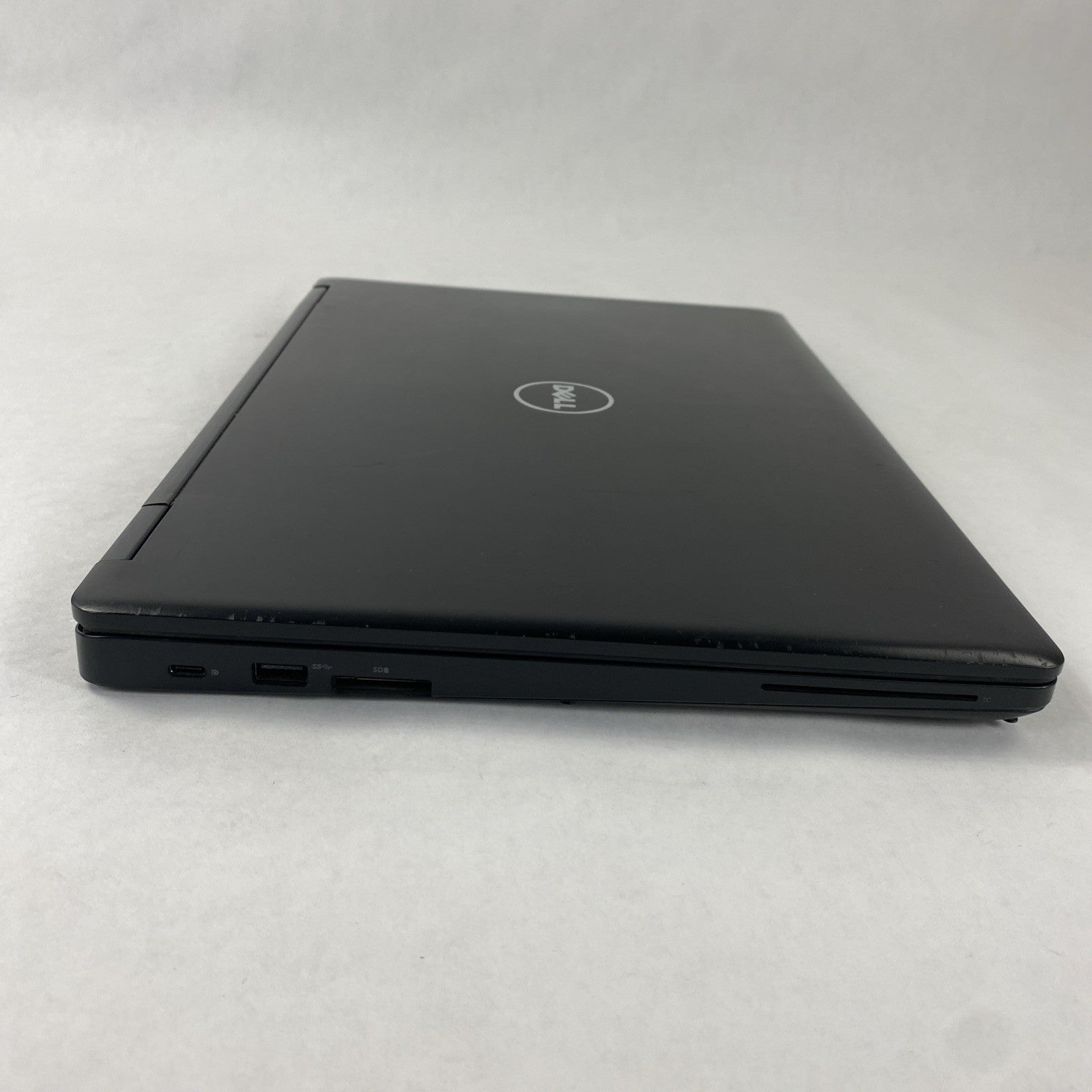 Dell Latitude 5580 Core i5-7300U 2.60 GHz 8 GB RAM 15.6" No Battery No HDD No OS