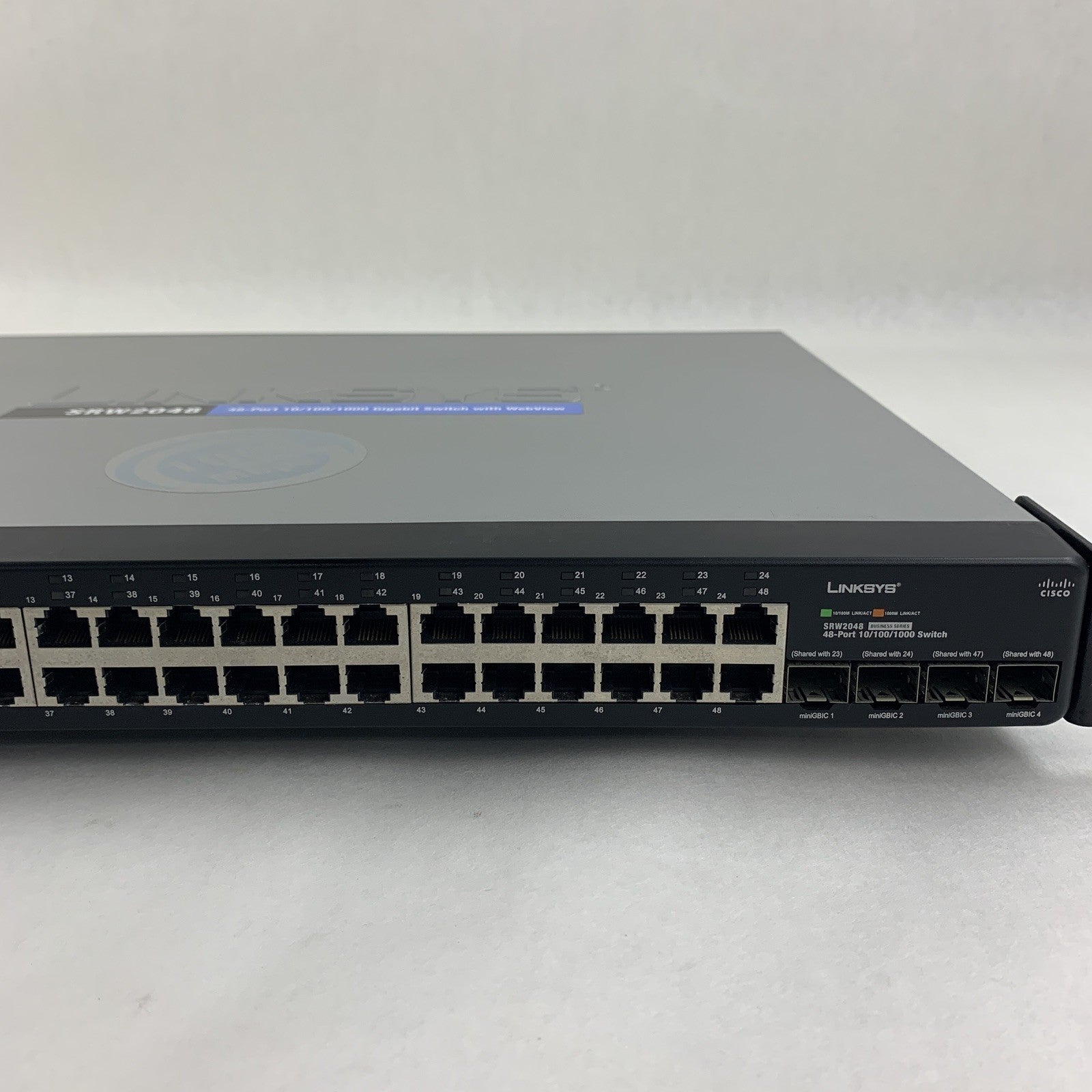 Linksys SRW2048 48 Port 10/100/1000 Gigabit Switch Tested Reset
