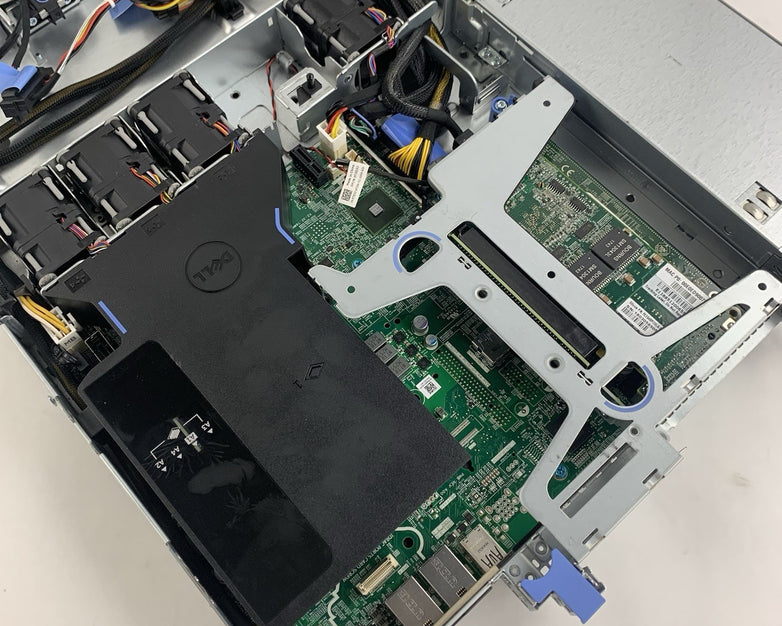Dell PowerEdge R330 1x Xeon E3-1230v5 3.4 GHz 16 GB PERC H330 No OS No HDD