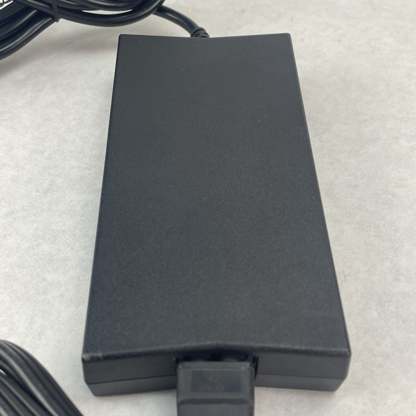 Dell LA130PM121 7.4mm Barrel 19.5V 6.7A 130W AC Adapter Lot of 54