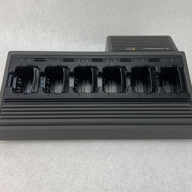 Motorola NTN1177A 6-Bay Radio Battery Charger