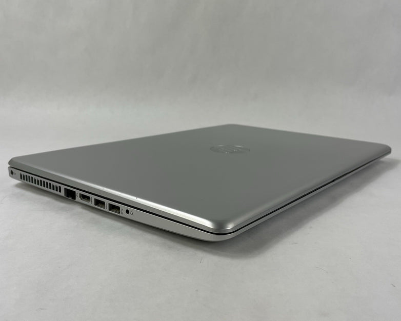HP 17-bs061st NoteBook 17.3" i3-7100U 2.40 GHz 8 GB RAM No SSD/OS/AC