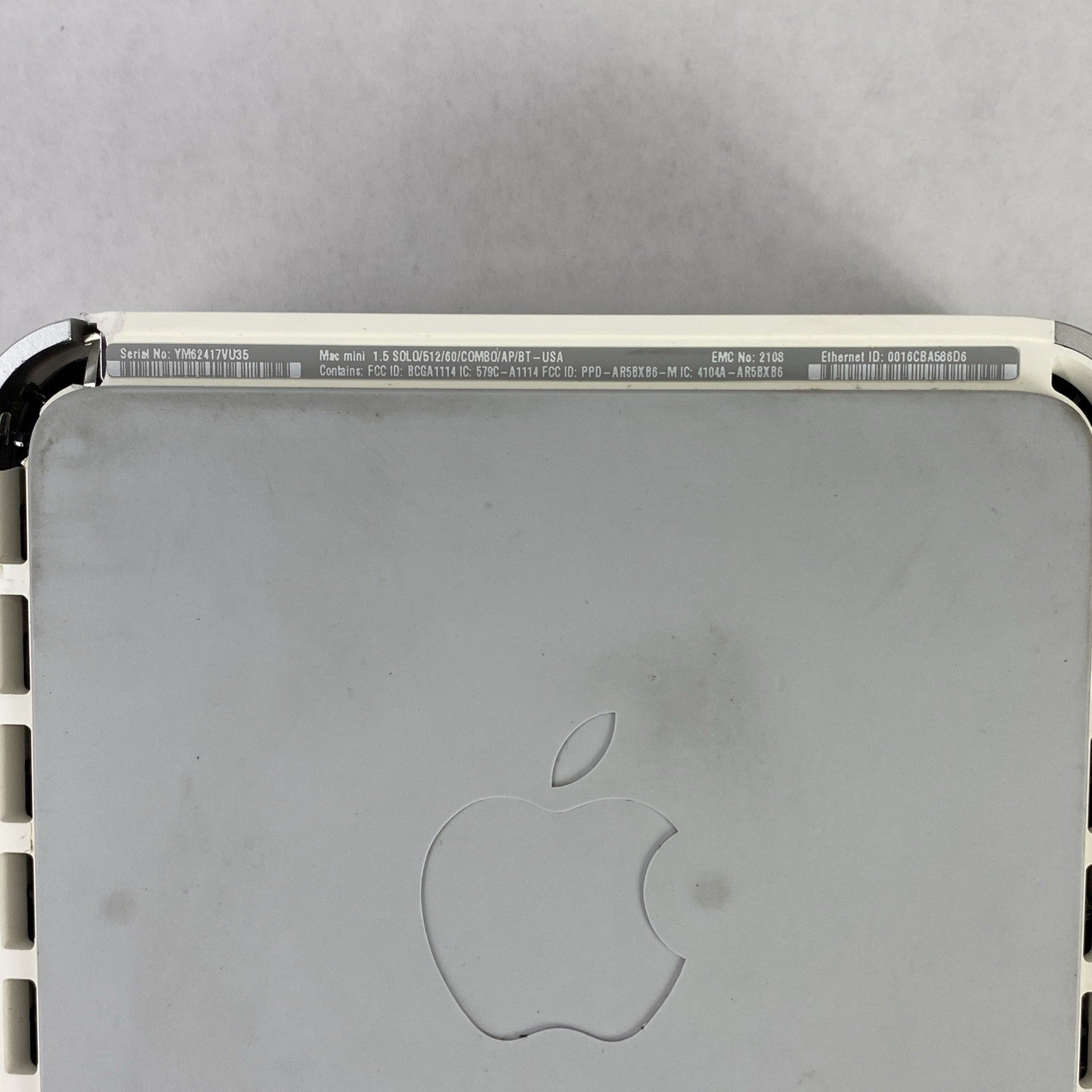 Apple Mac Mini A1176 2006 Core Solo T1200 1.5GHz 512MB RAM No HDD No OS No AC13