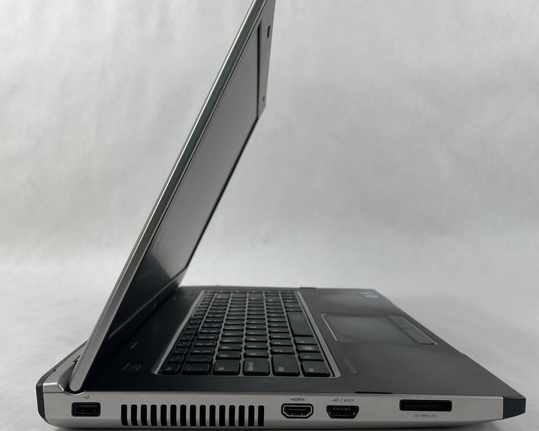 Dell Vostro 3550 15.6" i3-2310M 2.10 GHz 4 GB RAM No SSD/OS/AC/Battery - Dents