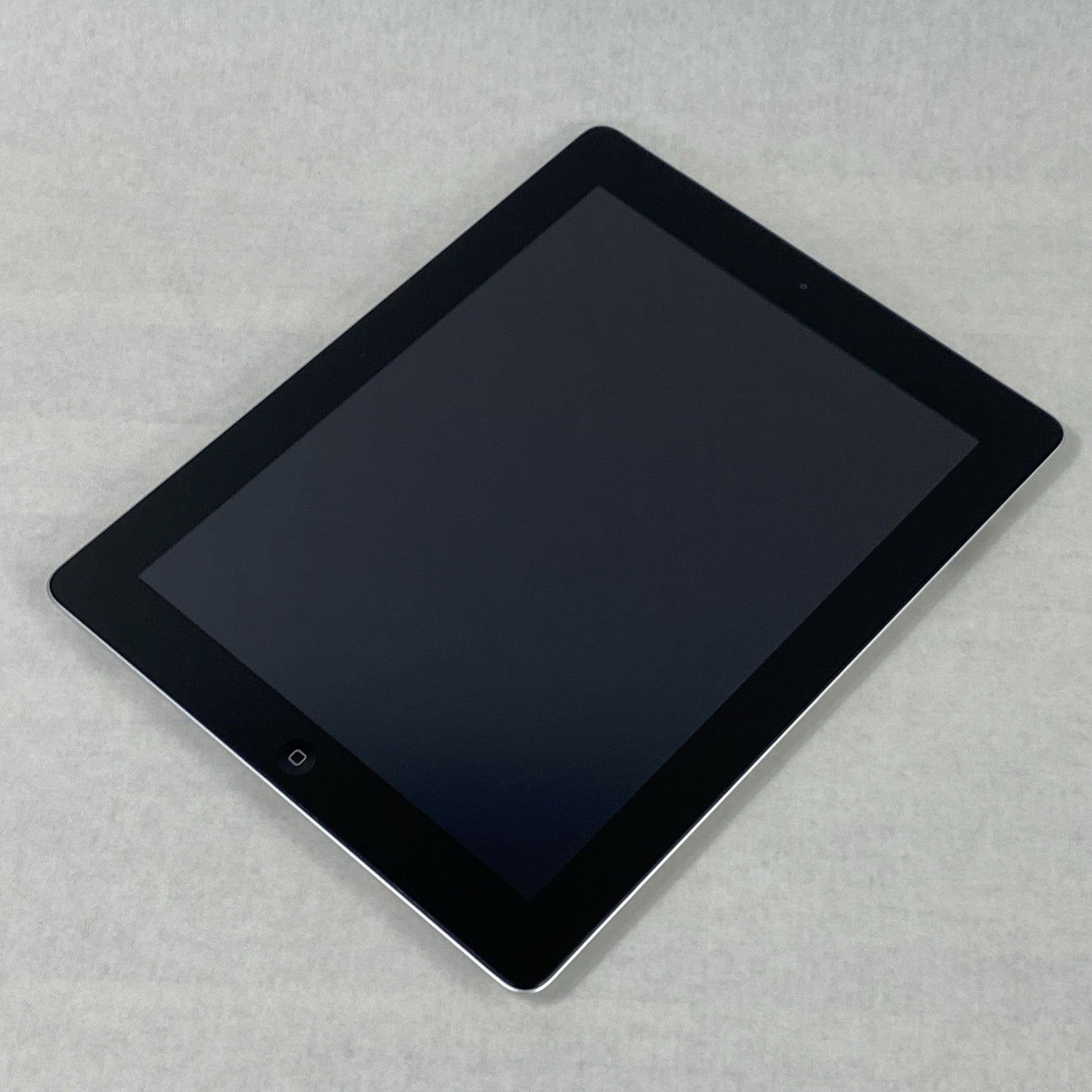 Apple iPad 4th Gen A1459 60GB 9.7" Wi-Fi Black IOS 10.3.3