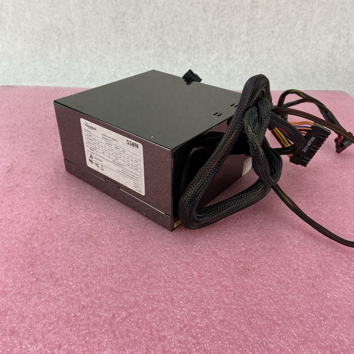 Rocketfish RF-550WPS w/Active PFC 550W ATX PSU Blue LED0